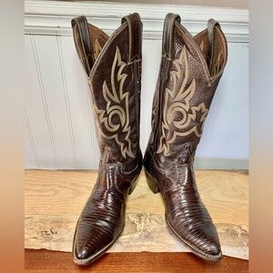 Justin Boots Brown and Tan Women's Cowboy Boots